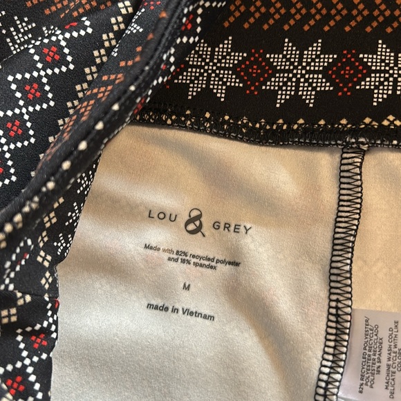 Lounge Set - Picture 3 of 3